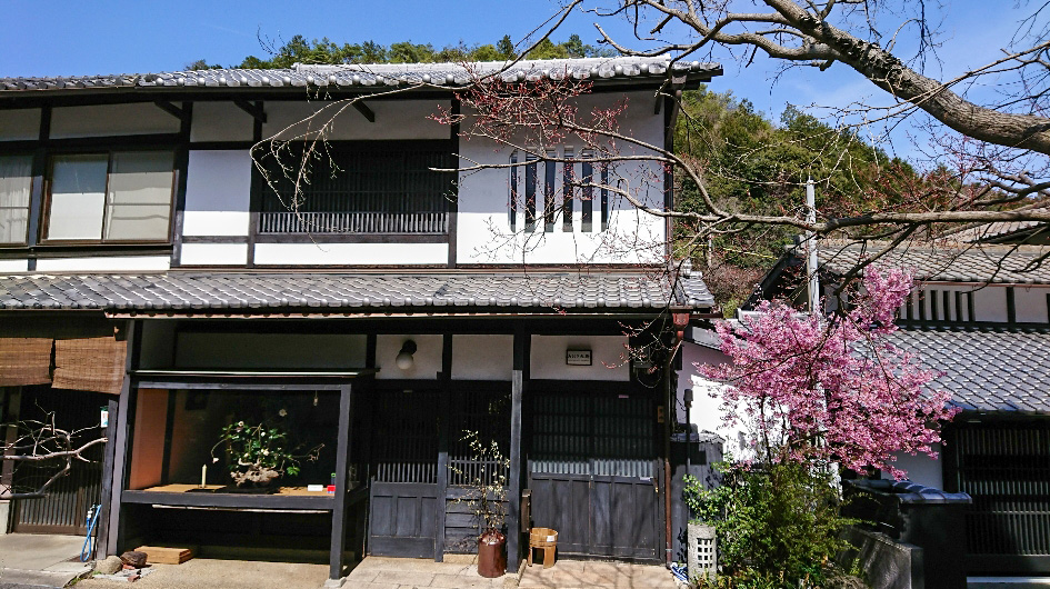 あおき美術 外観